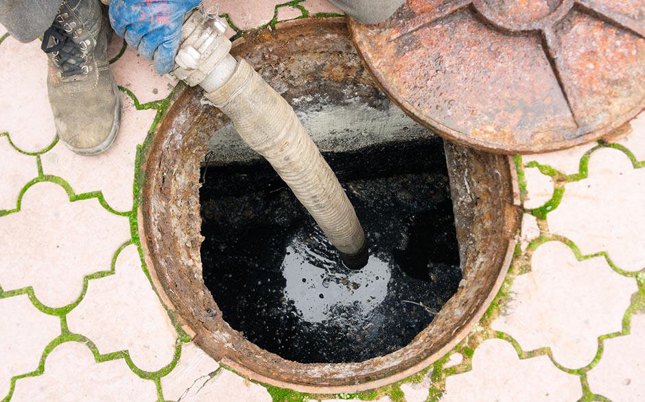 cout débouchage canalisation Éragny